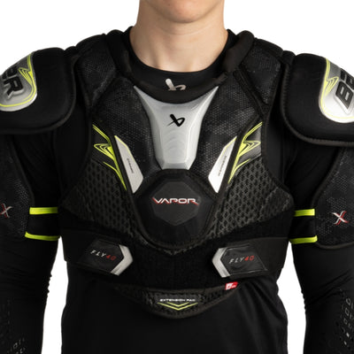 Bauer Hockey Protective Gear Bauer Vapor Fly40 Hockey Shoulder Pads Junior 2025